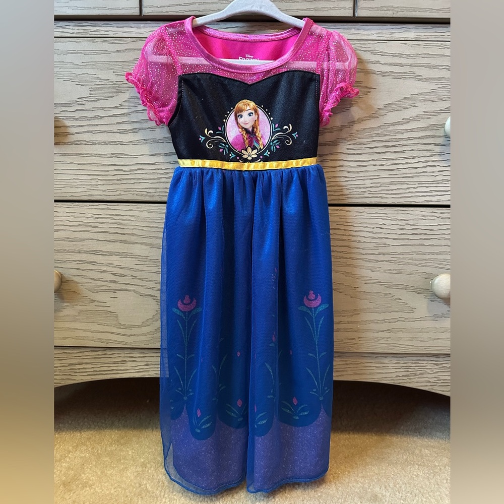 Disney’s Frozen Dress/Nightgown with Anna on the front